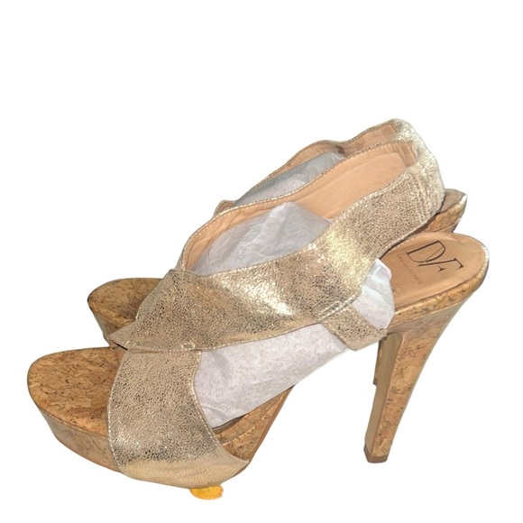 Diane Von Furstenberg Zia Metallic Gold Leather High Heel Sandals. Size 8 - Picture 6 of 13